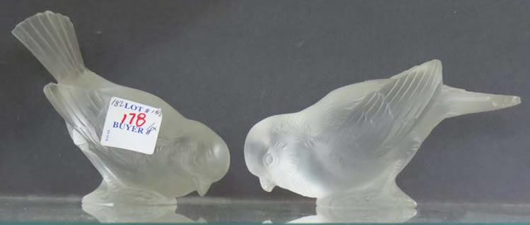 R. Lalique Moineau Hardi Paperweight