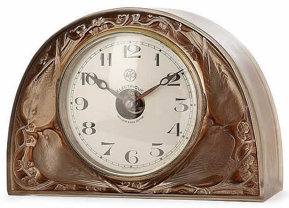 R. Lalique Moineaux Pendule