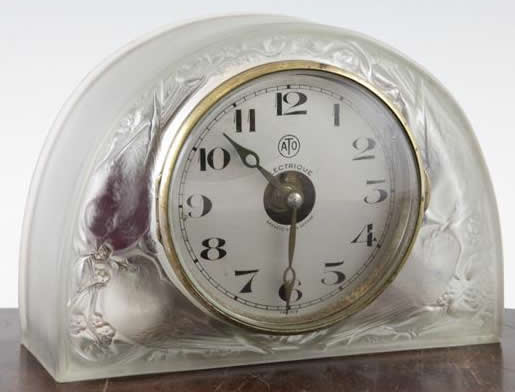 R. Lalique Moineaux Table Clock