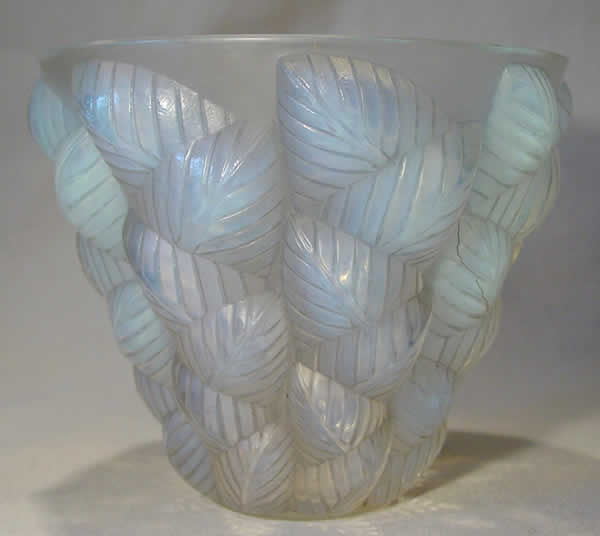 R. Lalique Moissac Vase