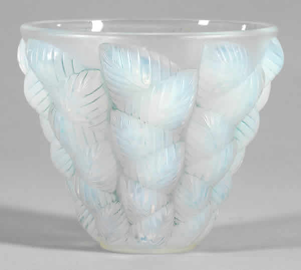 R. Lalique Moissac Vase
