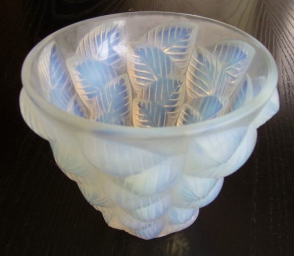 R. Lalique Moissac Vase