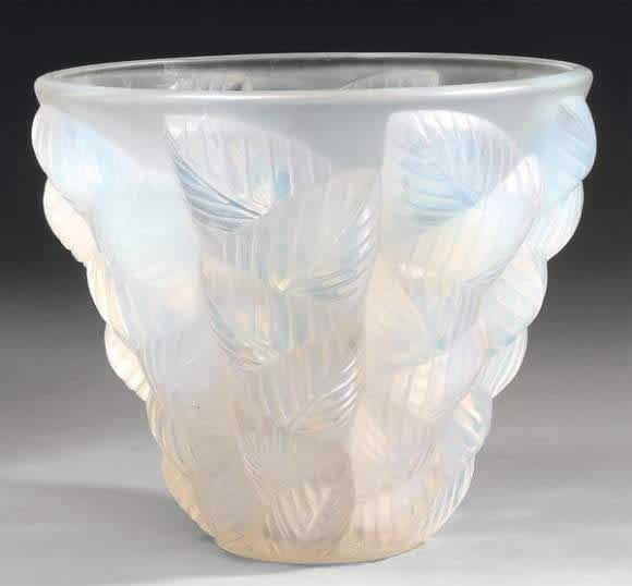 R. Lalique Moissac Vase