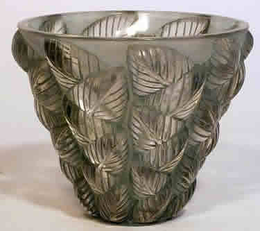 R. Lalique Moissac Vase
