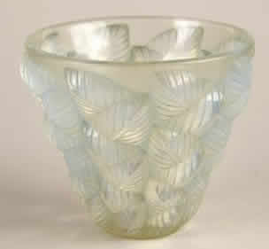 R. Lalique Moissac Vase