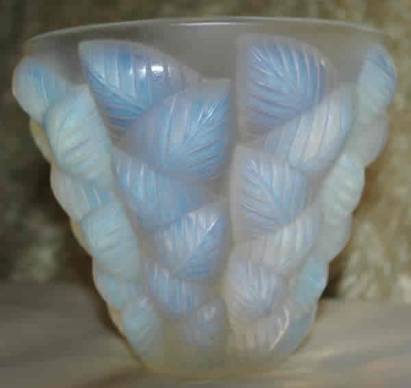 R. Lalique Moissac Vase