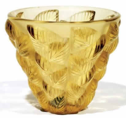 R. Lalique Moissac Vase