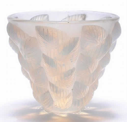 R. Lalique Moissac Vase
