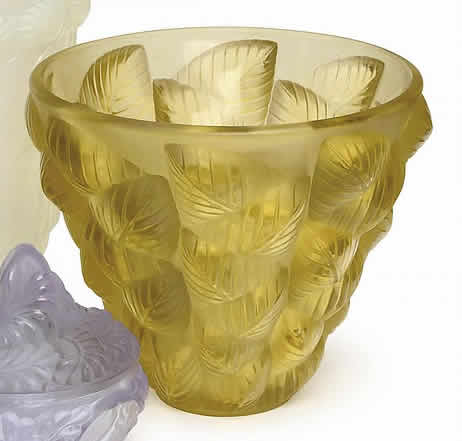 R. Lalique Moissac Vase