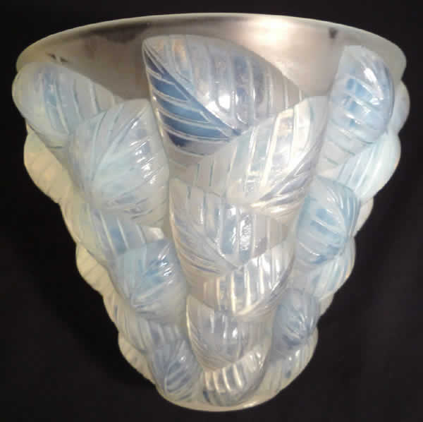 R. Lalique Moissac Vase