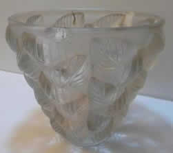 R. Lalique Moissac Vase