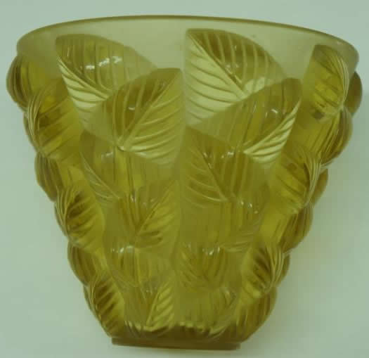 R. Lalique Moissac Vase