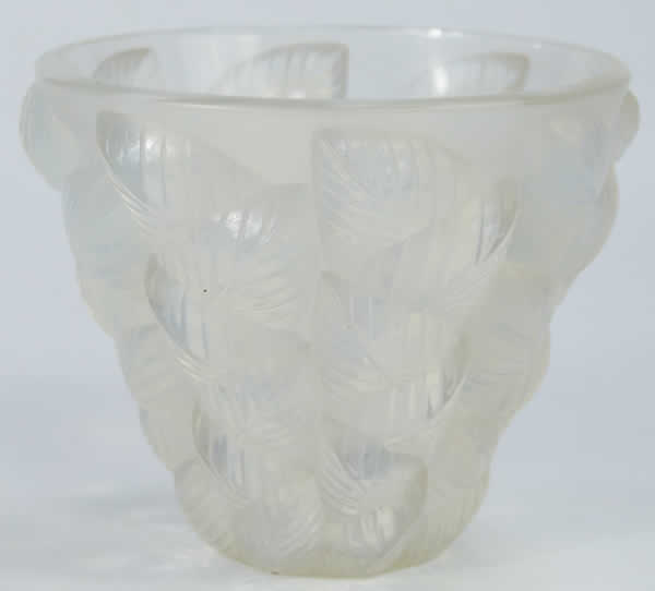 R. Lalique Moissac Vase