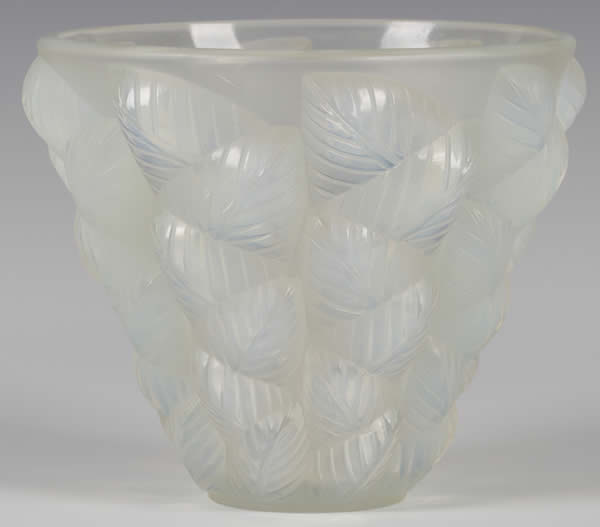 R. Lalique Moissac Vase