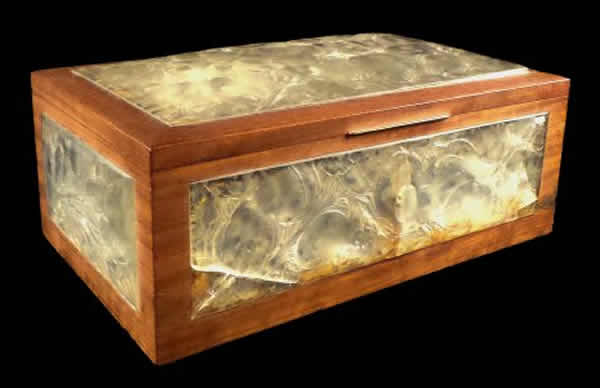 R. Lalique Monnaie Du Pape Box