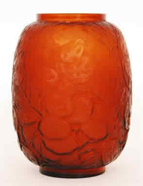 R. Lalique Monnaie Du Pape Vase