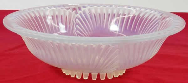 R. Lalique Montigny Bowl
