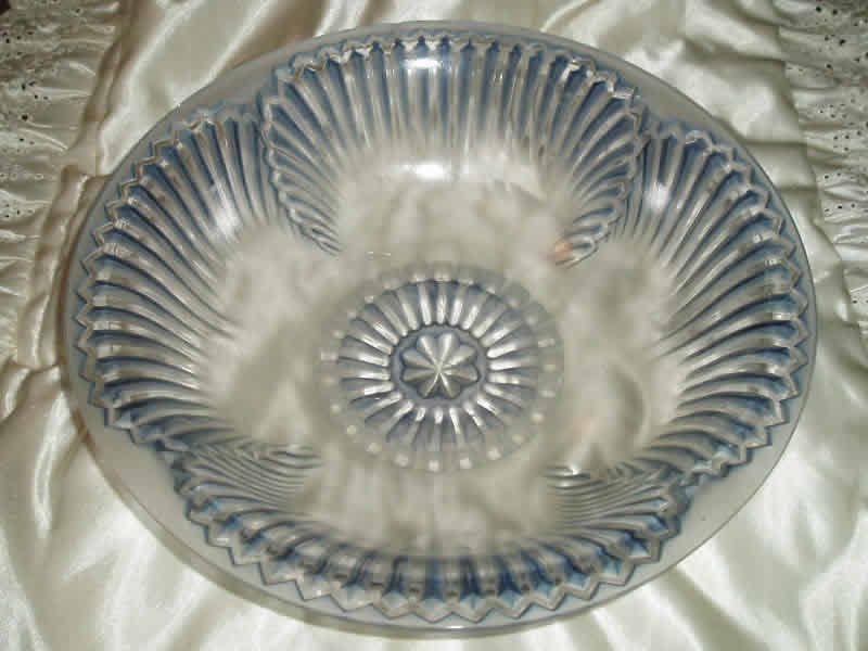 R. Lalique Montigny Bowl