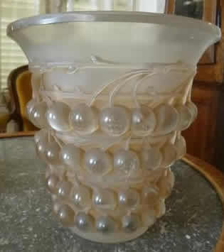 R. Lalique Montmorency Vase