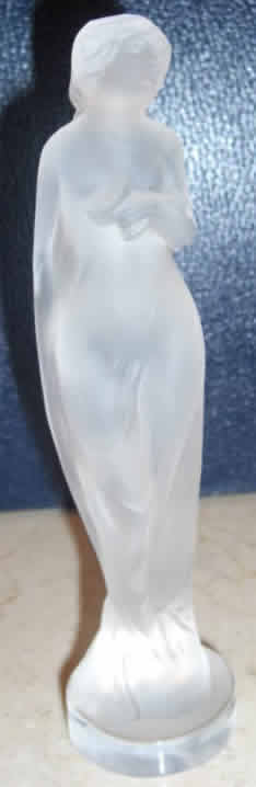 R. Lalique Moyenne Voilee Statue