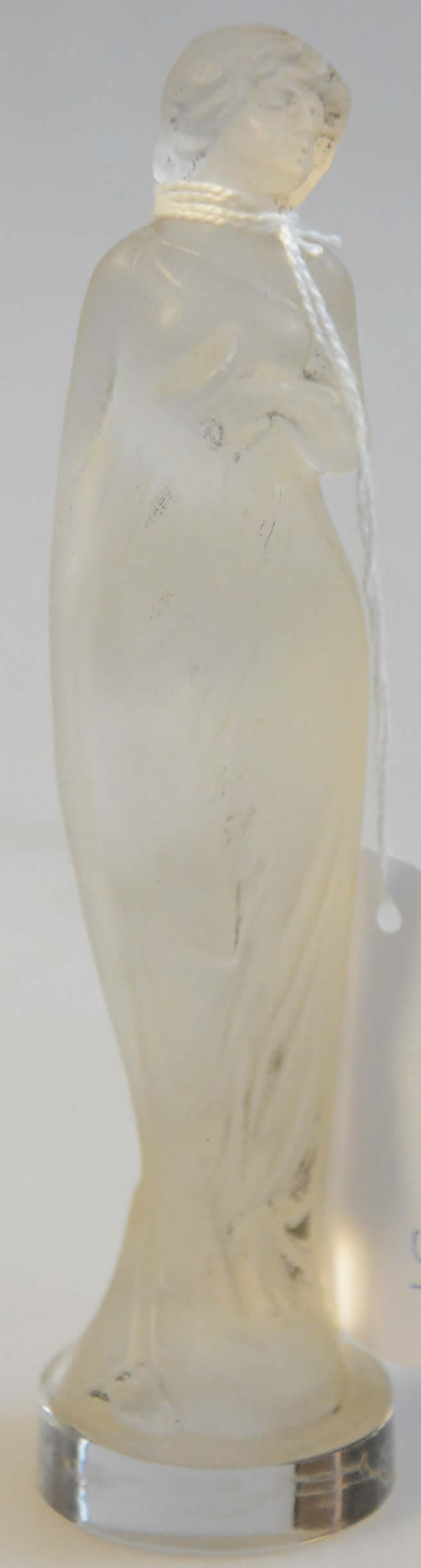 R. Lalique Moyenne Voilee Statue