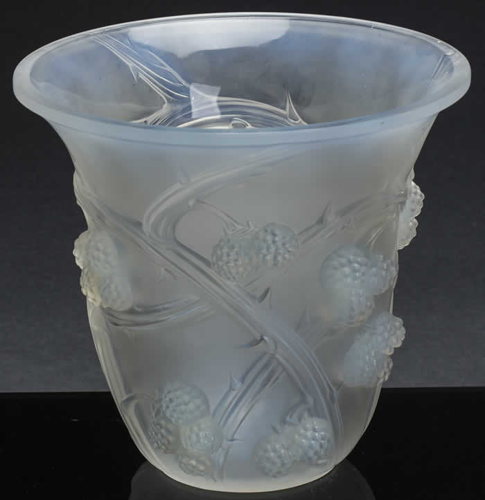 R. Lalique Mures Vase