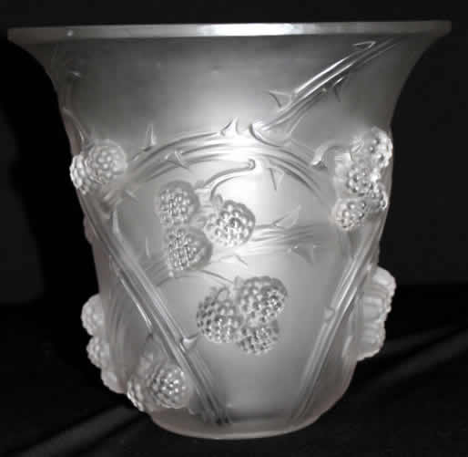 R. Lalique Mures Vase