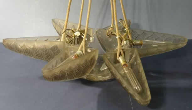 R. Lalique Noisetier Chandelier