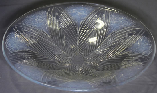 R. Lalique Oeillets Bowl