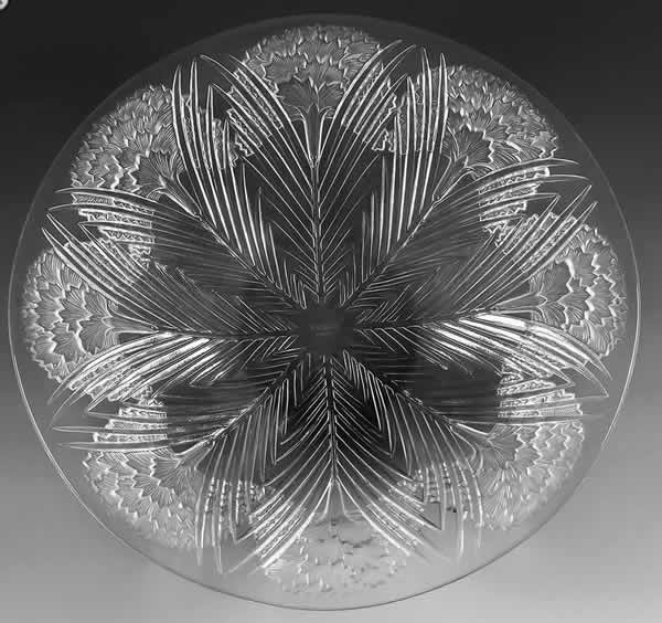 R. Lalique Oeillets Bowl