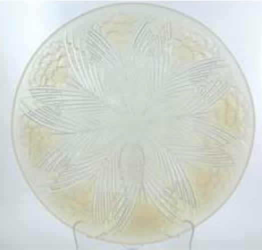 R. Lalique Oeillets Bowl