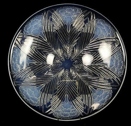 R. Lalique Oeillets Bowl