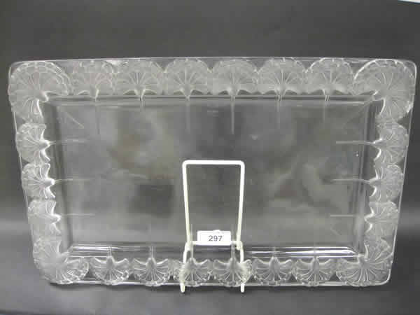 R. Lalique Oeillets Tray