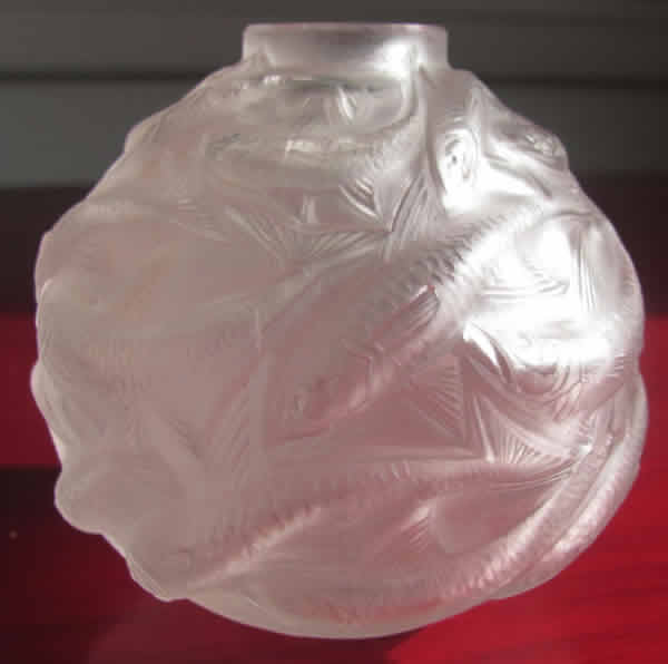 R. Lalique Oleron Vase