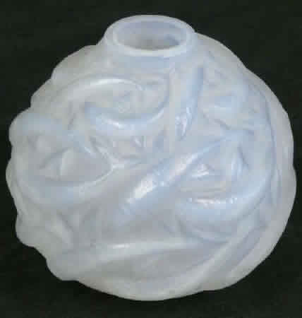 R. Lalique Oleron Vase
