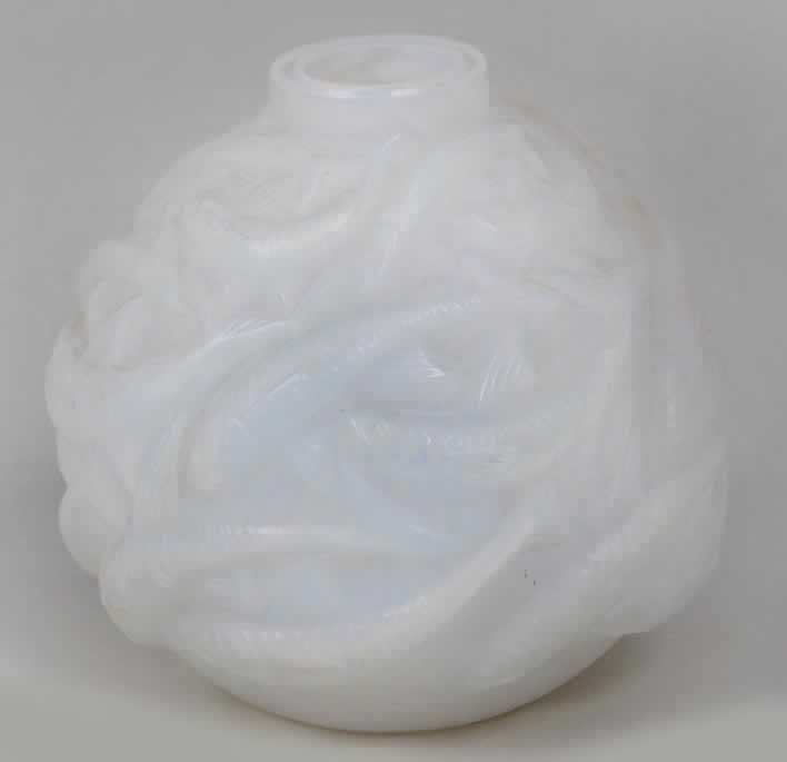 R. Lalique Oleron Vase