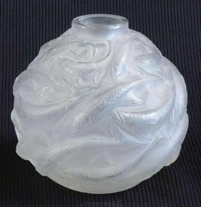 R. Lalique Oleron Vase