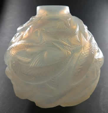 R. Lalique Oleron Vase
