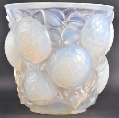 R. Lalique Oran Vase