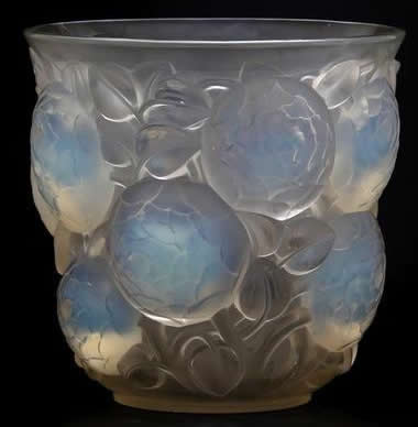 R. Lalique Oran Vase