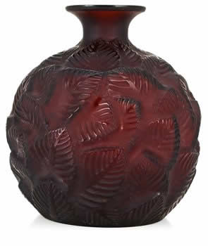 R. Lalique Ormeaux Vase