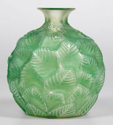 R. Lalique Ormeaux Vase