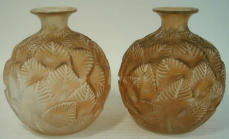 R. Lalique Ormeaux Vase