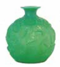 R. Lalique Ormeaux Vase