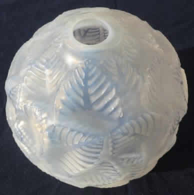 R. Lalique Ormeaux Vase