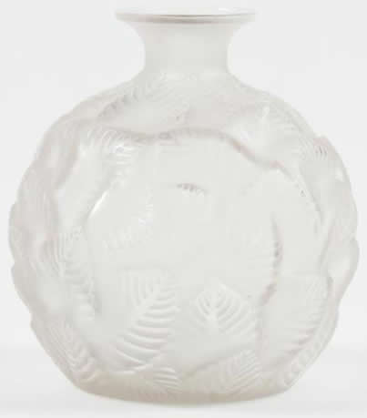 R. Lalique Ormeaux Vase