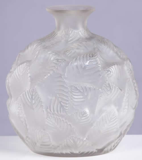 R. Lalique Ormeaux Vase