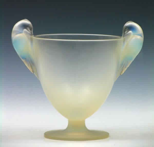 R. Lalique Ornis Opalescent Vase