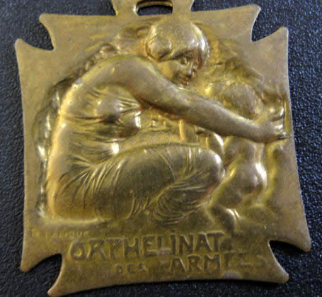 R. Lalique Orphelinat Des Armees Pendant