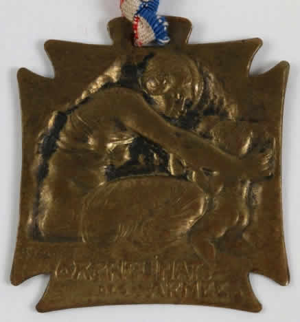 R. Lalique Orphelinat Des Armees Pendant